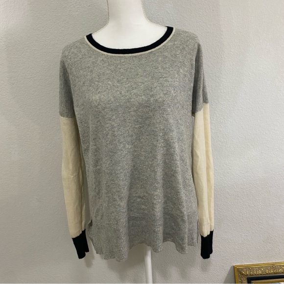 Goats Sweaters - Goats‎ Cashmere Gray and Cream Colorblock Sweater